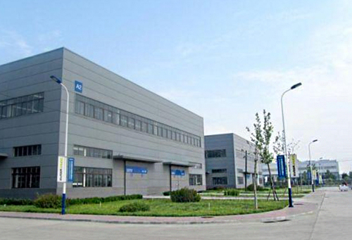 佛山市特鑫機(jī)械設(shè)備有限公司：專業(yè)生產(chǎn)卷閘機(jī)、龍骨機(jī)等設(shè)備:宏鑫機(jī)械設(shè)備有限公司
