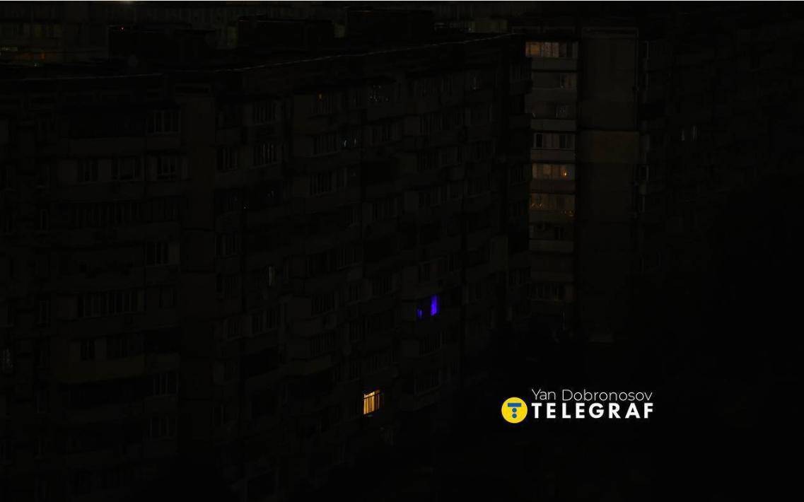 普京下狠手<strong></p>
<p>宏鑫機械設(shè)備有限公司
</strong>，俄軍讓烏克蘭斷水?dāng)嚯娨黄诎?，一夜間炸回石器時代:宏鑫機械設(shè)備有限公司
