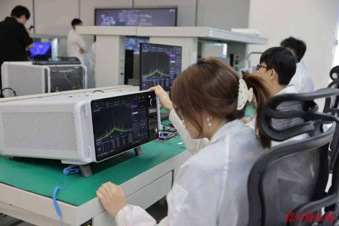 突破封鎖<strong></p>
<p>宏鑫機(jī)械設(shè)備有限公司
</strong>！國(guó)產(chǎn)??！可滿足3-5nm芯片需求?。?！:宏鑫機(jī)械設(shè)備有限公司
