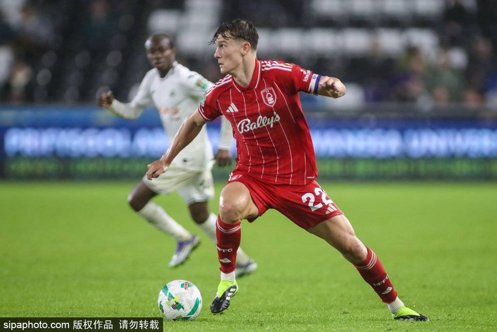 曼城7500萬鎊爭奪新星安德森<strong></p>
<p>宏鑫機械設(shè)備有限公司
</strong>！瓜帥為何如此青睞？:宏鑫機械設(shè)備有限公司
