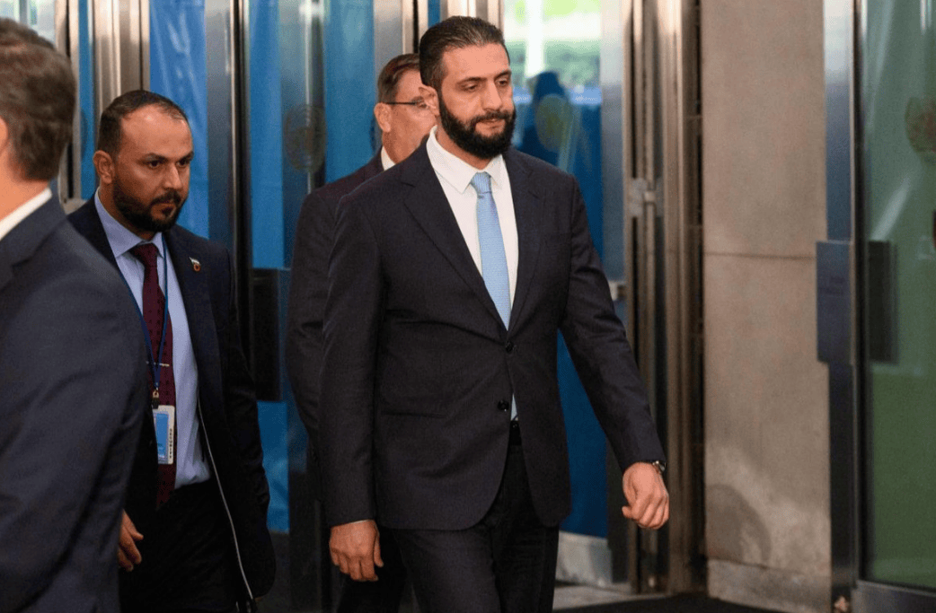 朱拉尼送普京見面禮，邀請(qǐng)俄軍重返敘利亞，換取普京交出阿薩德:宏鑫機(jī)械設(shè)備有限公司
