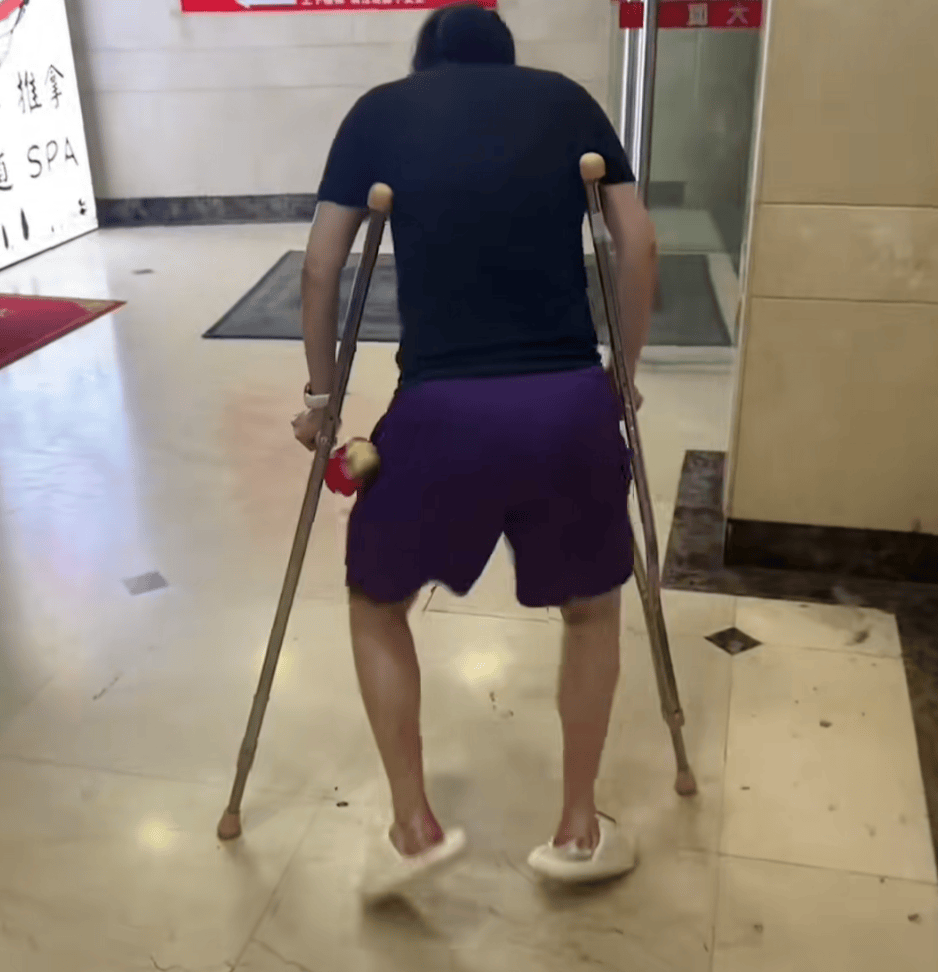 “月瘦20斤”“很多人都在用”<strong></p>
<p>宏鑫機(jī)械設(shè)備有限公司
</strong>！女子在家跟練突然腳底噴血……:宏鑫機(jī)械設(shè)備有限公司
