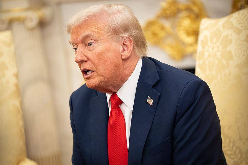 俄美總統(tǒng)電話會談結(jié)束<strong></p>
<p>宏鑫機械設(shè)備有限公司
</strong>，特朗普稱將與普京在布達(dá)佩斯會面:宏鑫機械設(shè)備有限公司
