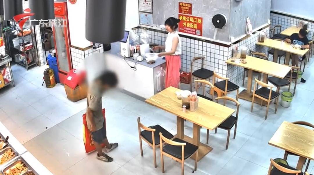 廣州花都老板3次善意“贈飯” <strong></p>
<p>宏鑫機械設備有限公司
</strong>，兩月后小伙“逆襲”登門致謝:宏鑫機械設備有限公司
