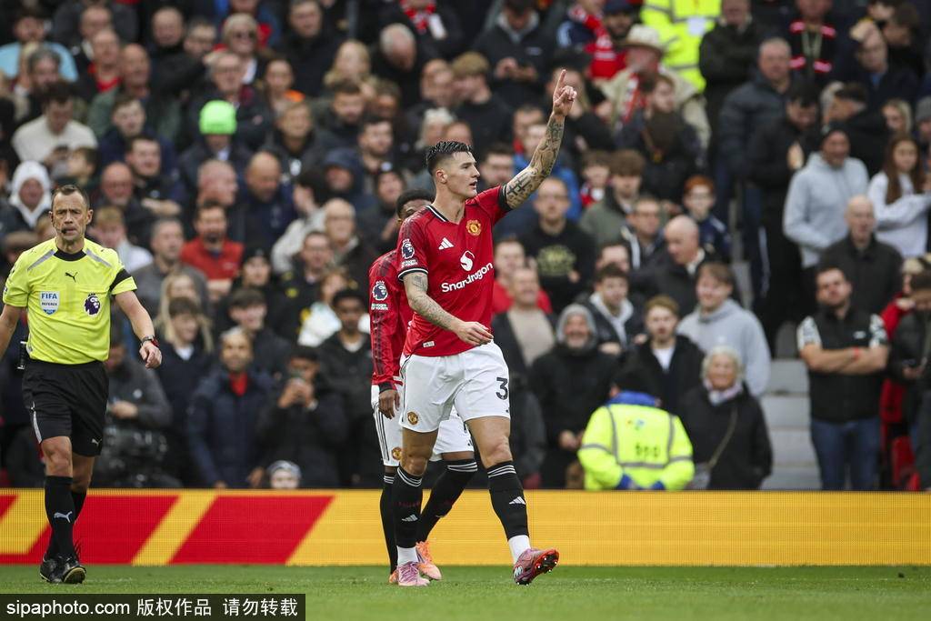 觀戰(zhàn)臺(tái)：利物浦大戰(zhàn)曼聯(lián)+拜仁火拼多特 阿森納沖五連勝:宏鑫機(jī)械設(shè)備有限公司
