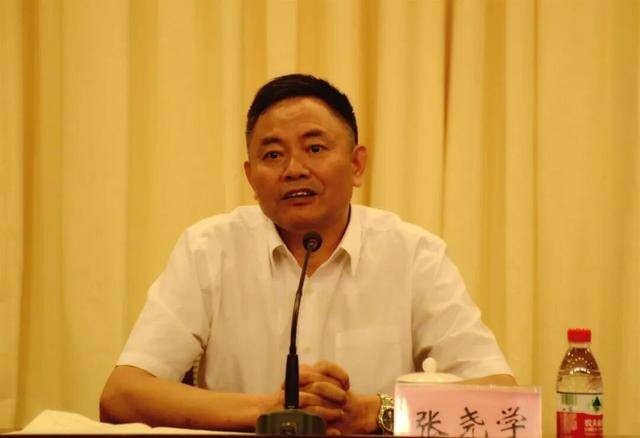 打虎！年近70歲的張堯?qū)W，卸任8年后被查:宏鑫機(jī)械設(shè)備有限公司
