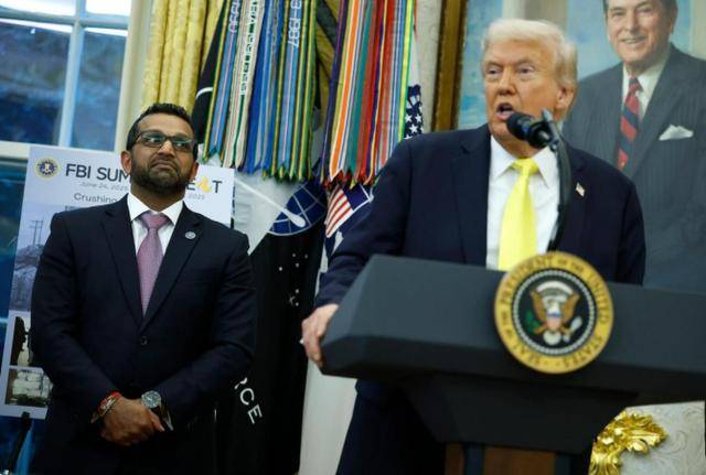 特朗普再次對華“宣戰(zhàn)”<strong></p>
<p>宏鑫機械設(shè)備有限公司
</strong>，一旦被判定非法，中國將全面打贏關(guān)稅戰(zhàn):宏鑫機械設(shè)備有限公司
