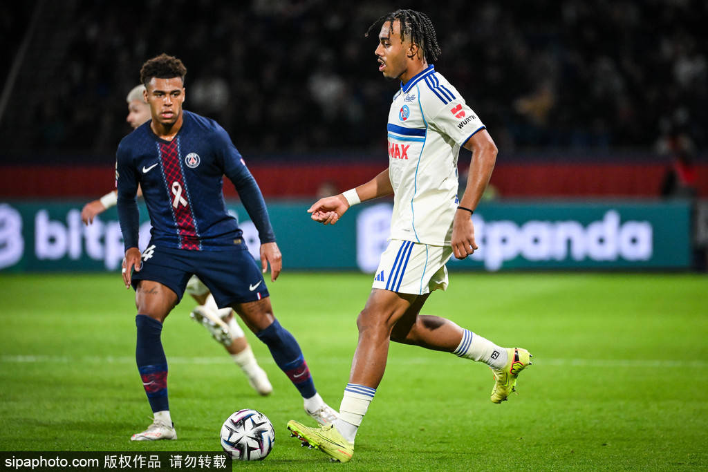 進(jìn)球大戰(zhàn)！法甲-巴爾科拉破門 巴黎連追2球3-3斯特拉斯堡:宏鑫機(jī)械設(shè)備有限公司
