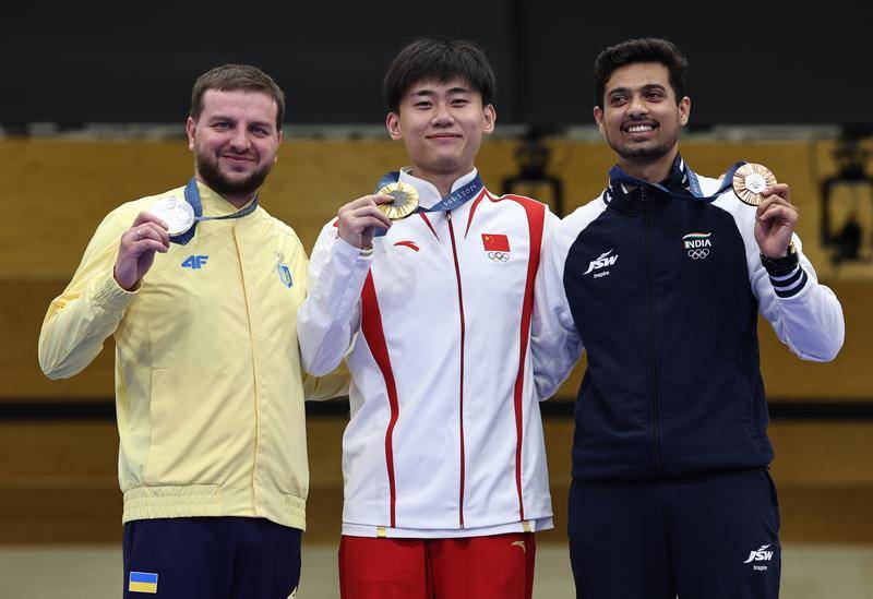 碾壓級優(yōu)勢奪金<strong></p>
<p>宏鑫機械設(shè)備有限公司
</strong>！“梗王”劉宇坤：我就是來破紀(jì)錄的！:宏鑫機械設(shè)備有限公司
