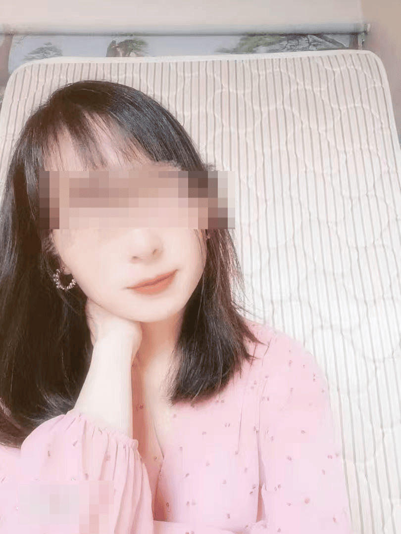 妻子患癌去世前被三次起訴離婚，前夫遺棄罪因證據(jù)不足被駁回｜在場(chǎng):宏鑫機(jī)械設(shè)備有限公司
