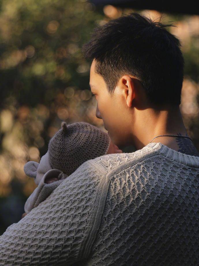 陳偉霆官宣生子<strong></p>
<p>宏鑫機(jī)械設(shè)備有限公司
</strong>，王晶：他花了很長時間才紅的:宏鑫機(jī)械設(shè)備有限公司
