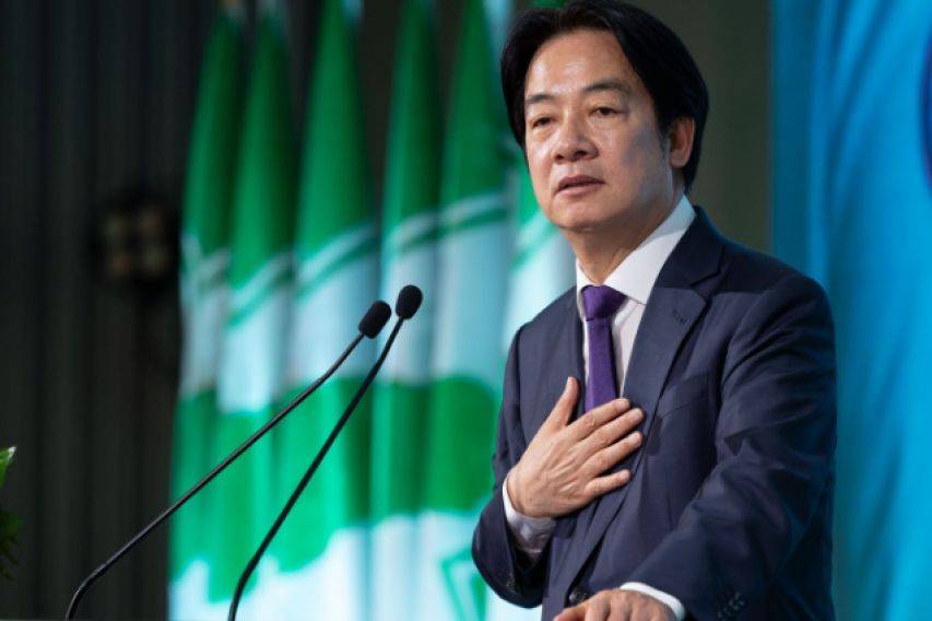 到底支持誰(shuí)當(dāng)黨主席？最后關(guān)頭，當(dāng)著鄭麗文的面，洪秀柱說(shuō)出了自己的答案，信號(hào)不簡(jiǎn)單:宏鑫機(jī)械設(shè)備有限公司
