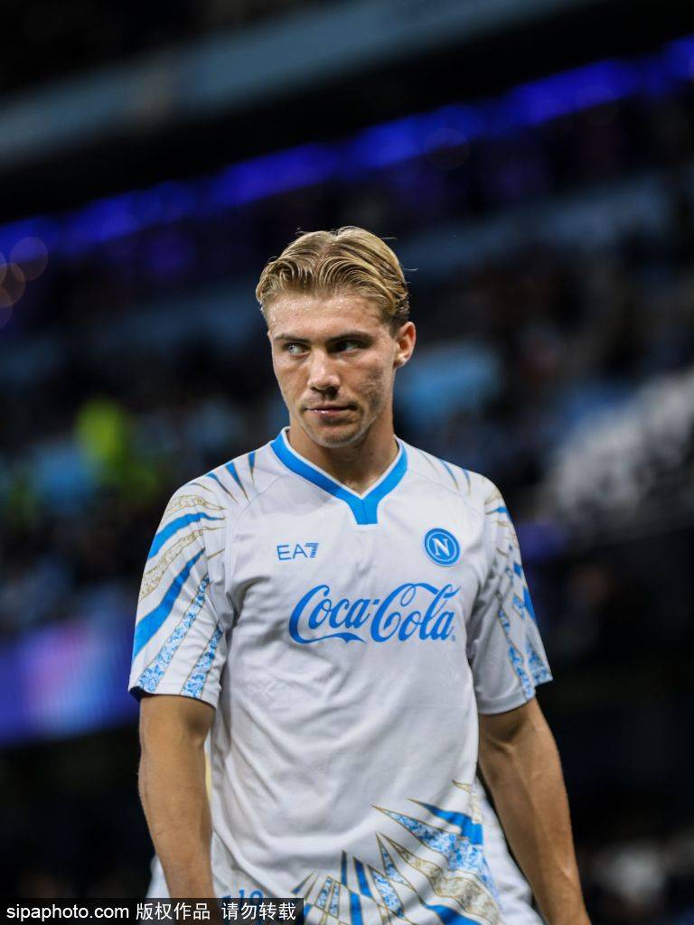 恐怖魔人！哈蘭德連續(xù)11場(chǎng)破門<strong></p>
<p>宏鑫機(jī)械設(shè)備有限公司
</strong>，11場(chǎng)比賽打進(jìn)21球！:宏鑫機(jī)械設(shè)備有限公司
