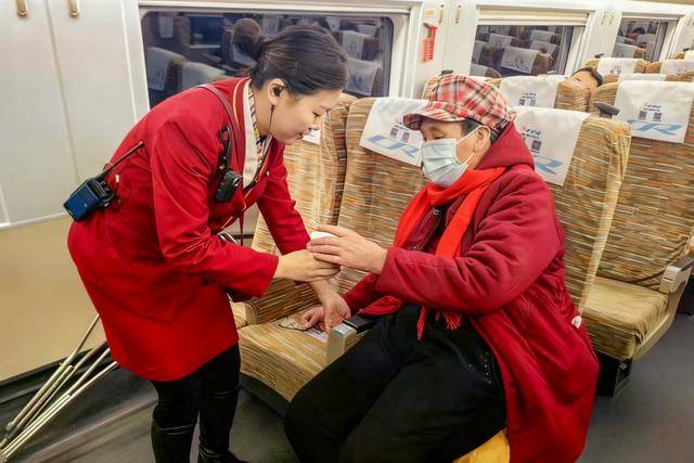 4小時33分！北京高鐵“速通”長白山<strong></p>
<p>宏鑫機械設備有限公司
</strong>，周末就能打個來回！:宏鑫機械設備有限公司
