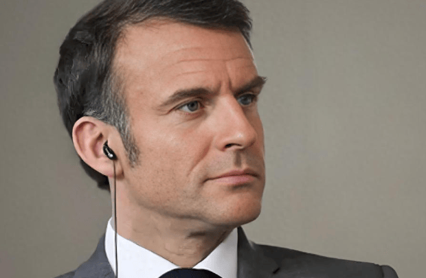 31國跟隨美國遏華，法國一夜之間開始轉(zhuǎn)向，當著馬克龍心腹的面，王毅外長送給歐盟兩句話:宏鑫機械設(shè)備有限公司
