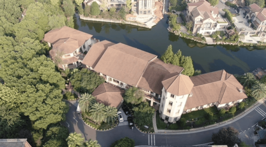 3256平米別墅288萬(wàn)起拍<strong></p>
<p>宏鑫機(jī)械設(shè)備有限公司
</strong>，單價(jià)不到900元，內(nèi)景配置曝光，目前0人報(bào)名；拍賣商回應(yīng)：在開(kāi)發(fā)商名下，想通過(guò)拍賣吸引更多人參與:宏鑫機(jī)械設(shè)備有限公司
