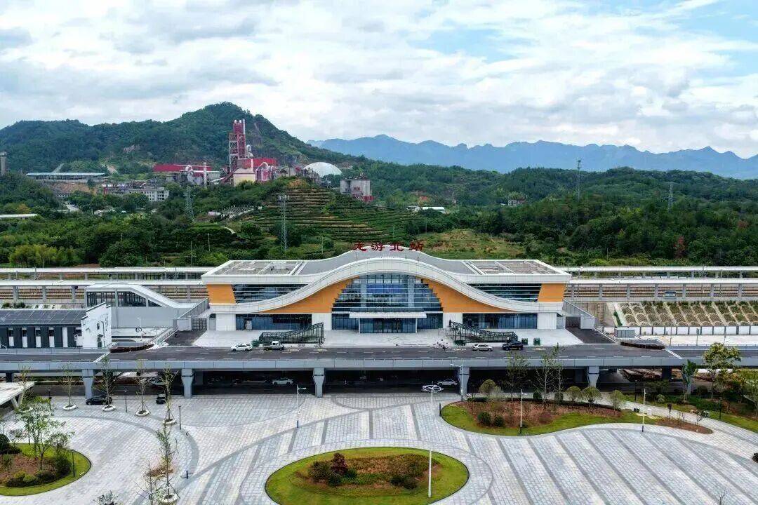 時速385公里！杭州重要高鐵<strong></p>
<p>宏鑫機械設備有限公司
</strong>，迎來好消息:宏鑫機械設備有限公司
