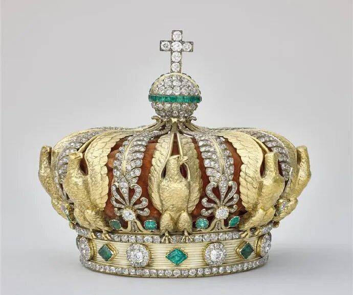 法國盧浮宮多件藏品被盜最新消息：一件文物在博物館外被發(fā)現(xiàn)時已損毀，疑為歐仁妮皇后的皇冠:宏鑫機械設備有限公司
