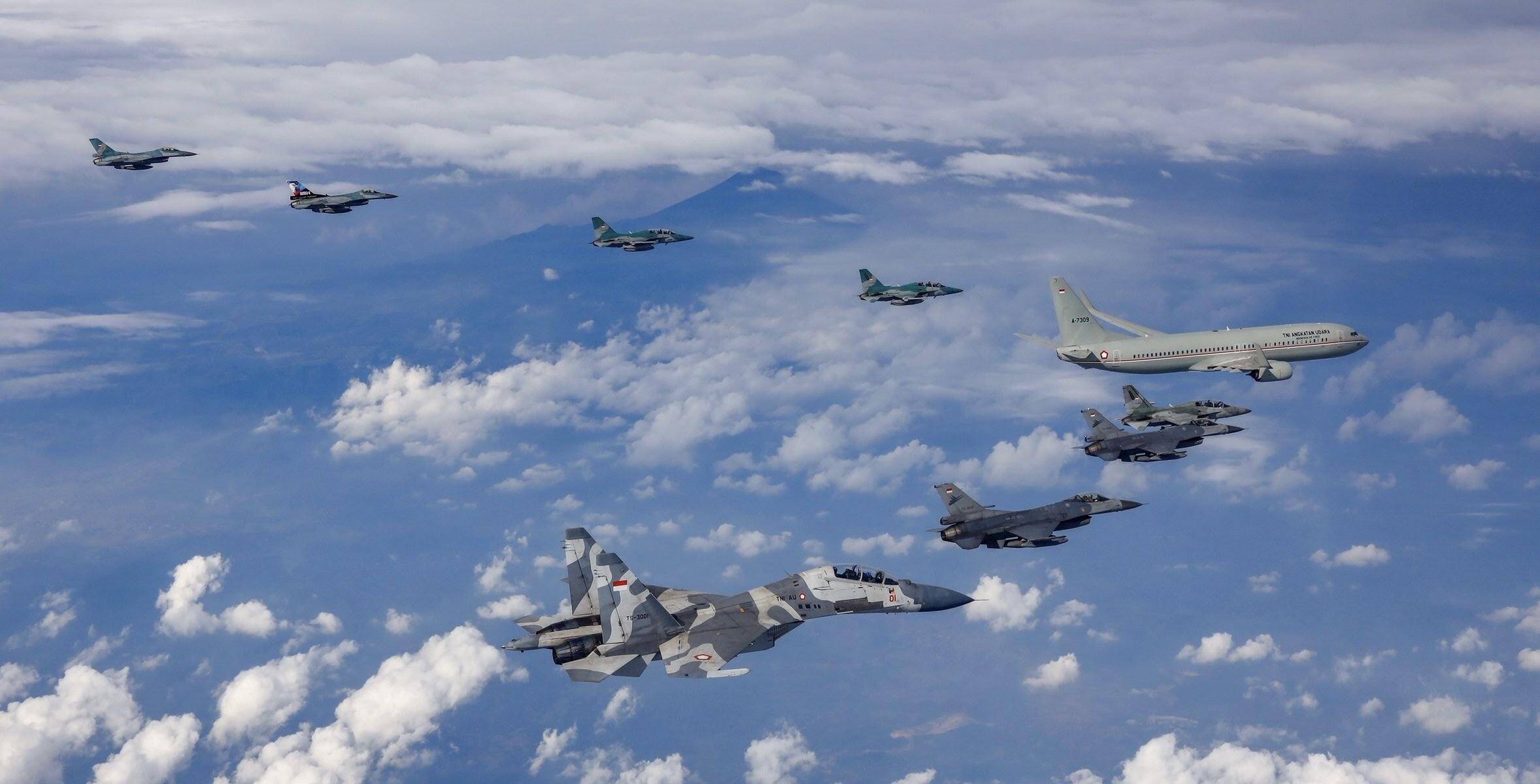 都見不得中國強(qiáng)大！殲10出口引發(fā)全球熱議<strong></p>
<p>宏鑫機(jī)械設(shè)備有限公司
</strong>，德國專家：我等不及了:宏鑫機(jī)械設(shè)備有限公司
