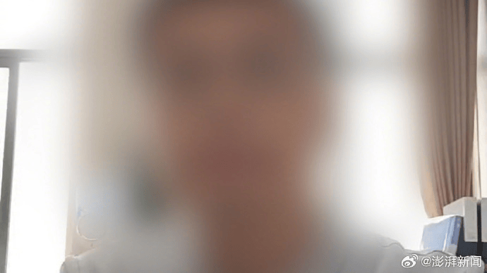 辦公室主任舉報(bào)前局長(zhǎng)浪費(fèi)財(cái)政資金超億元<strong></p>
<p>宏鑫機(jī)械設(shè)備有限公司
</strong>，前局長(zhǎng)稱系誣告:宏鑫機(jī)械設(shè)備有限公司
