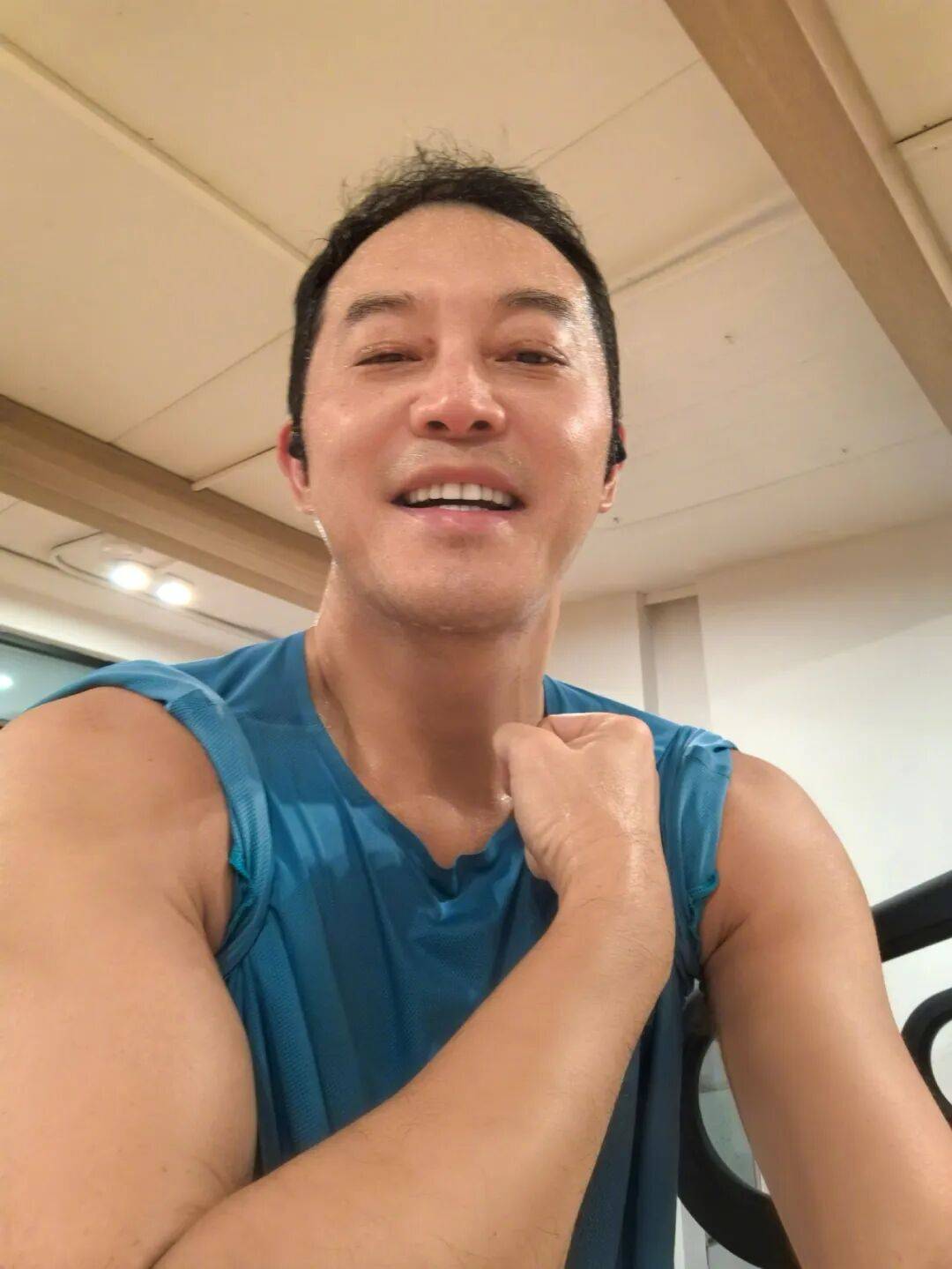 《爸爸去哪兒4》9年未解之謎破案<strong></p>
<p>宏鑫機械設備有限公司
</strong>！沙溢承認吃了狗吃過的面：發(fā)燒三天:宏鑫機械設備有限公司
