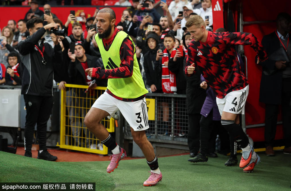 小雷：或許拉爵的言論改變了更衣室 姆伯莫+庫尼亞配得上曼聯(lián)球衣:宏鑫機械設(shè)備有限公司
