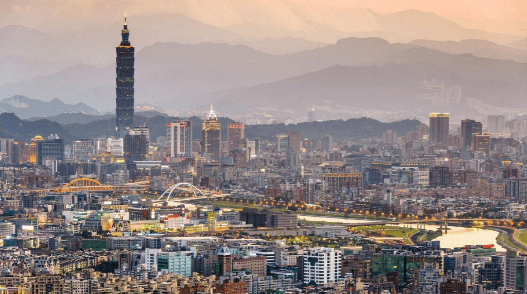 當(dāng)選國民黨主席后<strong></p>
<p>宏鑫機(jī)械設(shè)備有限公司
</strong>，鄭麗文連夜喊話民進(jìn)黨：讓兩岸不再有戰(zhàn)火！:宏鑫機(jī)械設(shè)備有限公司
