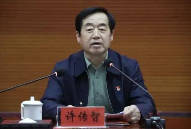 兩名近70歲中管干部被查；副部級干部王波被判死緩:宏鑫機械設備有限公司
