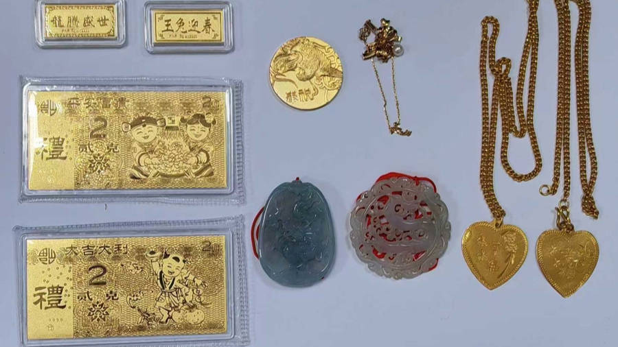 急！女兒幫母親大掃除扔掉50萬(wàn)元黃金首飾，民警4小時(shí)找回:宏鑫機(jī)械設(shè)備有限公司
