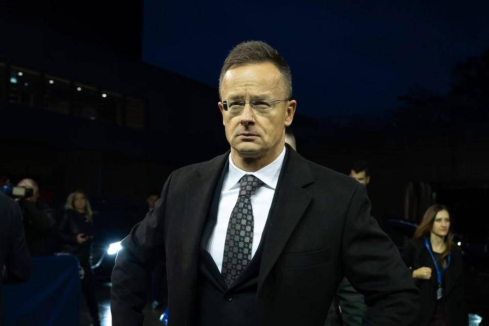 匈牙利外長(zhǎng)：歐盟法律部門認(rèn)定 匈提案列名制裁三名烏官員行為合理:宏鑫機(jī)械設(shè)備有限公司
