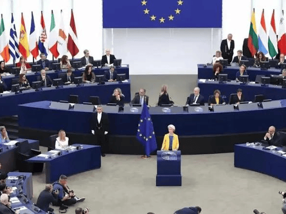 忍無可忍無需再忍！荷蘭蠻橫接管中資芯片公司<strong></p>
<p>宏鑫機械設備有限公司
</strong>，2天后收到中國一紙禁令，這回輪到荷方求饒了:宏鑫機械設備有限公司
