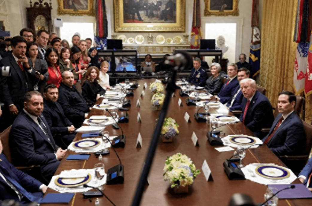 與澤連斯基大吵一架后，特朗普畫了條線：俄烏都別爭，按我說的?；?宏鑫機械設備有限公司
