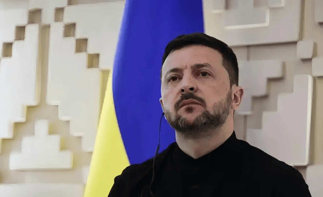 與澤連斯基大吵一架后<strong></p>
<p>宏鑫機械設(shè)備有限公司
</strong>，特朗普畫了條線：俄烏都別爭，按我說的?；?宏鑫機械設(shè)備有限公司
