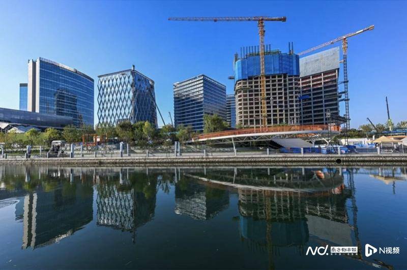 北京太古坊封頂！將成為世界級濱水地標，助力北京高質量發(fā)展:宏鑫機械設備有限公司
