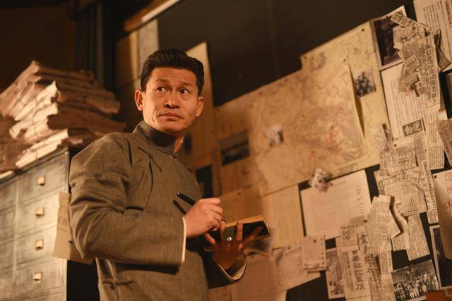 《沉默的榮耀》中出演谷正文出圈，演員余皚磊：保持“千人千面”，在創(chuàng)作的痛苦中快樂(lè):宏鑫機(jī)械設(shè)備有限公司
