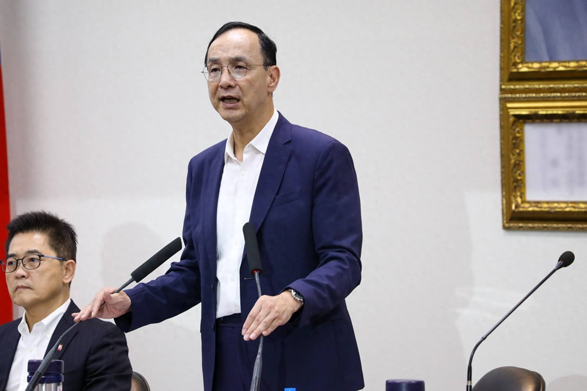 鄭麗文當(dāng)選國(guó)民黨主席<strong></p>
<p>宏鑫機(jī)械設(shè)備有限公司
</strong>，先攻民進(jìn)黨，不到24小時(shí)，賴清德民調(diào)崩盤:宏鑫機(jī)械設(shè)備有限公司
