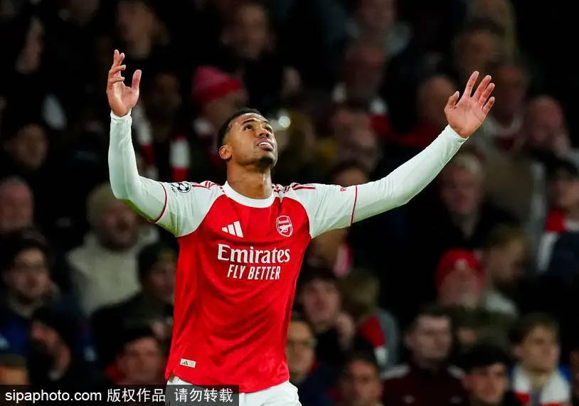 歐冠-約克雷斯雙響 阿森納13分鐘4球4-0馬競豪取3連勝:宏鑫機(jī)械設(shè)備有限公司
