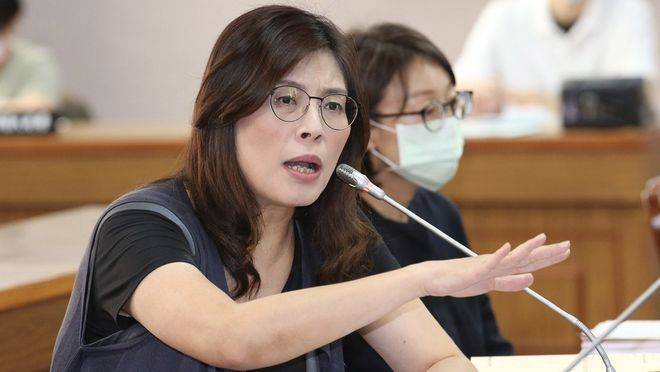 國(guó)民黨新主席鄭麗文<strong></p>
<p>宏鑫機(jī)械設(shè)備有限公司
</strong>，能在馬英九基礎(chǔ)上繼續(xù)推進(jìn)統(tǒng)一嗎？:宏鑫機(jī)械設(shè)備有限公司
