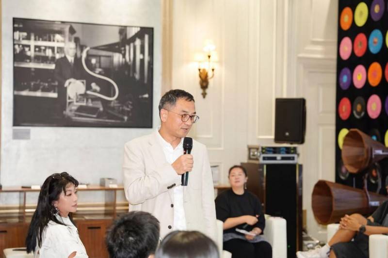 一場(chǎng)城市級(jí)先鋒潮流聚會(huì)<strong></p>
<p>宏鑫機(jī)械設(shè)備有限公司
</strong>！2025東郊記憶潮流嘉年華圓滿(mǎn)收官！:宏鑫機(jī)械設(shè)備有限公司
