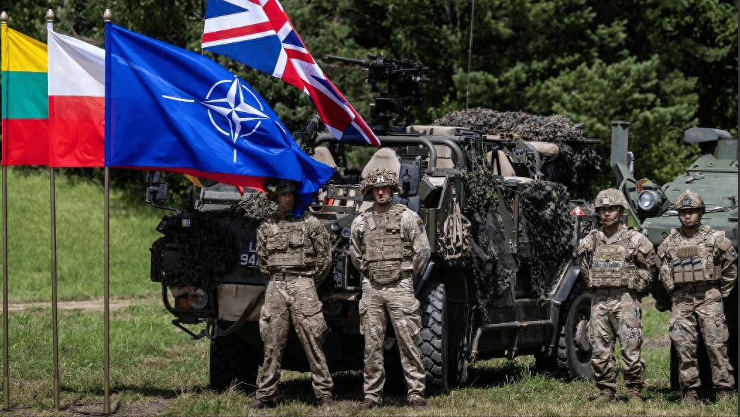 俄羅斯對烏克蘭襲擊一次比一次狠<strong></p>
<p>宏鑫機械設(shè)備有限公司
</strong>，一天扔了268枚炸彈，俄軍蘇-34轟炸機測試炸彈之王:宏鑫機械設(shè)備有限公司
