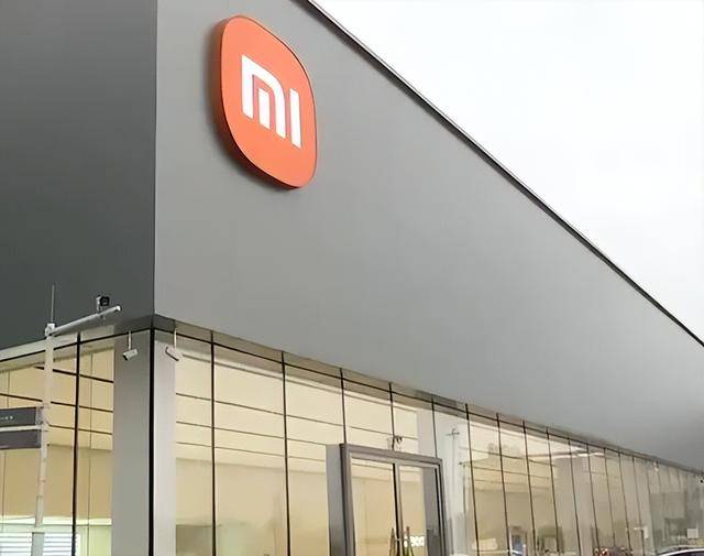 男子花30多萬買了輛小米YU7 Pro<strong></p>
<p>宏鑫機械設(shè)備有限公司
</strong>，主駕下方出現(xiàn)不知名零件！:宏鑫機械設(shè)備有限公司
