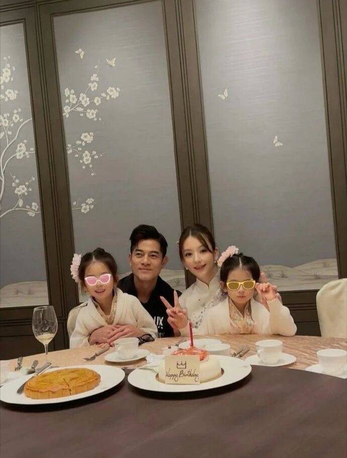 郭富城發(fā)文曬三胎照片：母女平安<strong></p>
<p>宏鑫機械設備有限公司
</strong>，無比幸福和富足，無論兒女都是最珍貴的禮物:宏鑫機械設備有限公司
