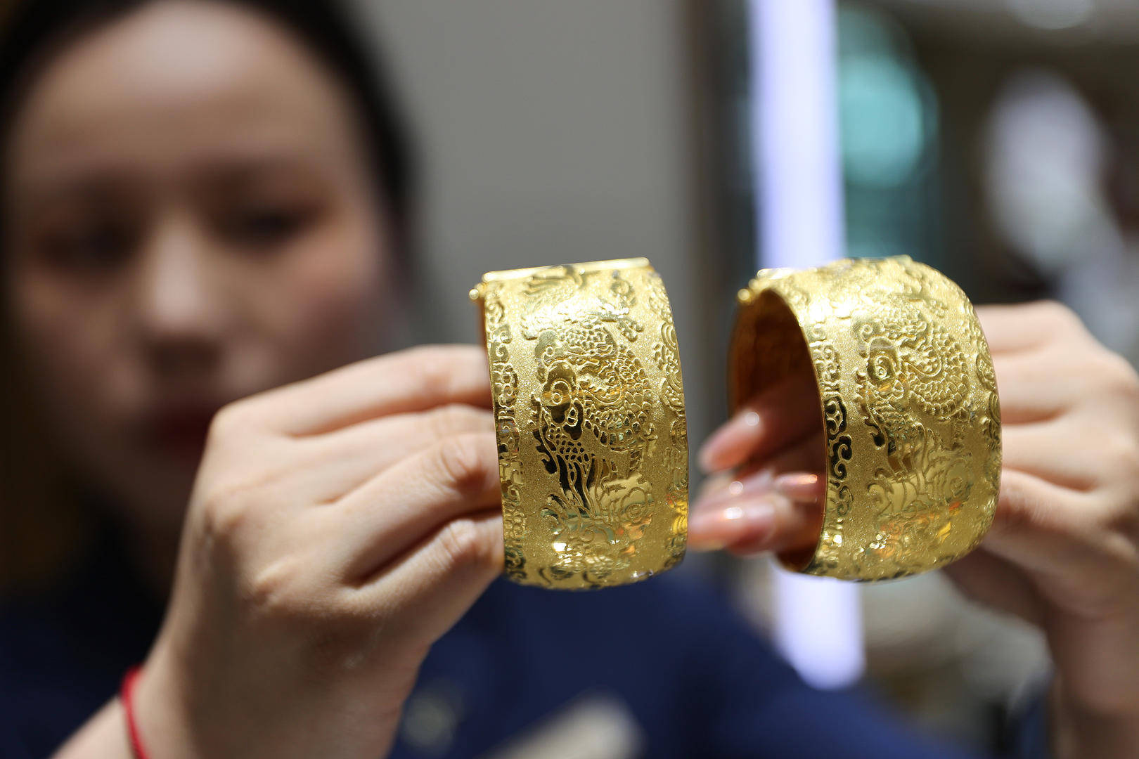 金價(jià)暴漲后又暴跌 探訪金店：當(dāng)天顧客寥寥 推出預(yù)定保價(jià)服務(wù)鎖定價(jià)格:宏鑫機(jī)械設(shè)備有限公司
